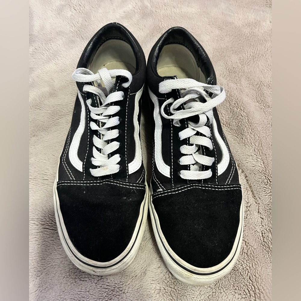 Vans Black and White Women’s Sneakers